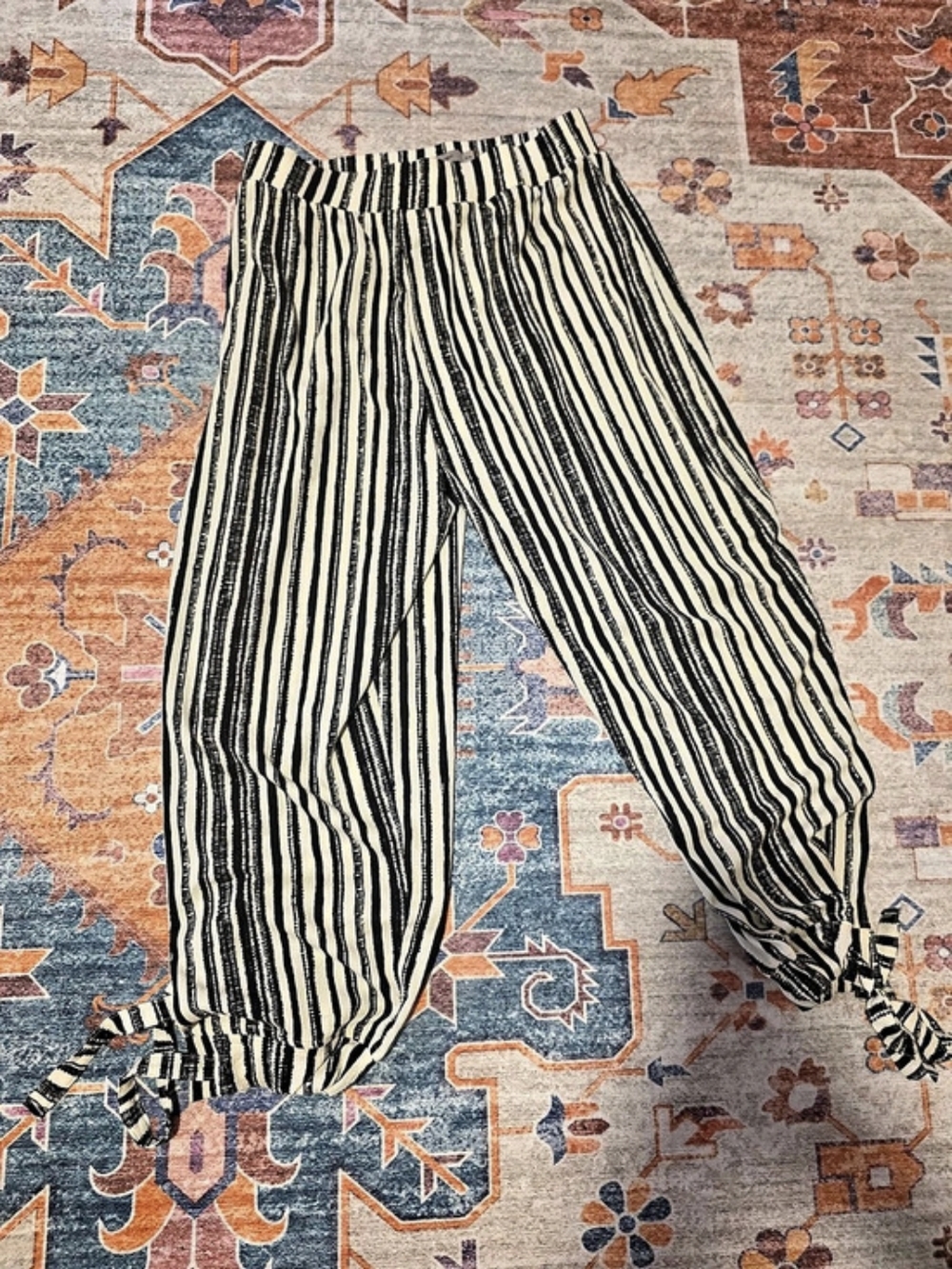 Striped Wide Leg Pants in Black & Cream Size Medium